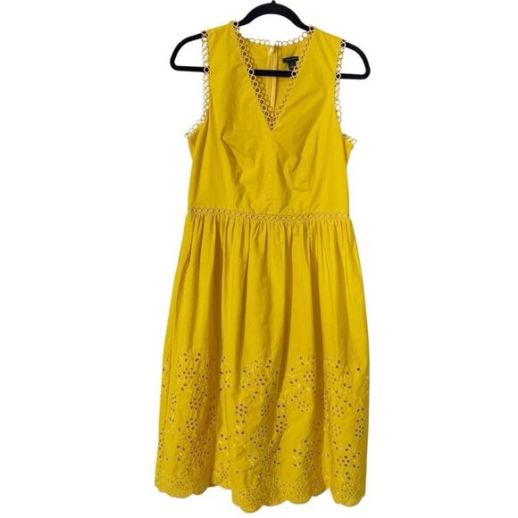 Ann Taylor Dresses & Skirts - Ann Taylor Yellow Gold Sleeveless Scalloped Eyelet Cottagecore Flare Dress Size